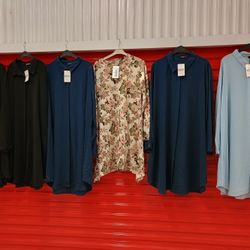 Solid-color tunic dresses (first image)

Floral/maxi dresses (second image) READ DESCRIPTION 