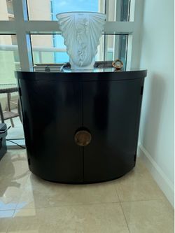 Baker side Table