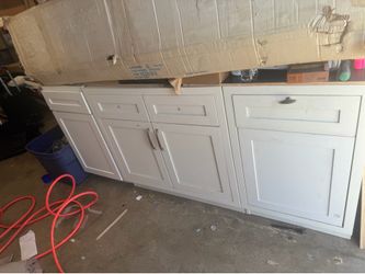 Kitchen cabinets