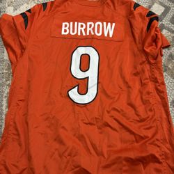 Joe Burrow XL Jersey