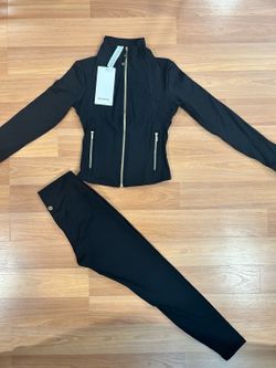 Lululemon black leg set