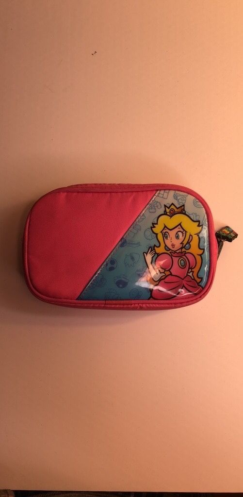 Super Mario Princess Peach : Nintendo DS Carrying Case