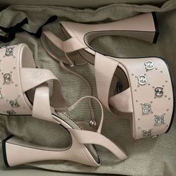 Pink Gucci Leather Studded Accents Sandals/Heels