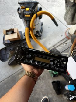 Honda Prelude OEM Stereo