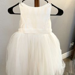 Ivory Flower Girl Dress Size 6