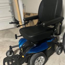 Pride Jazzy Select 6 Series Electric Wheelchair