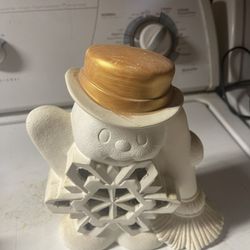 Ceramic Snowman With Light Up Snowfalke