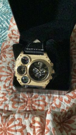 Oulm Gold Oversized Watch - New In Box