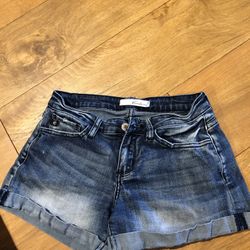 Girls shorts size 25