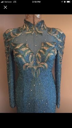 Gorgeous beaded prom dress new size 4/6