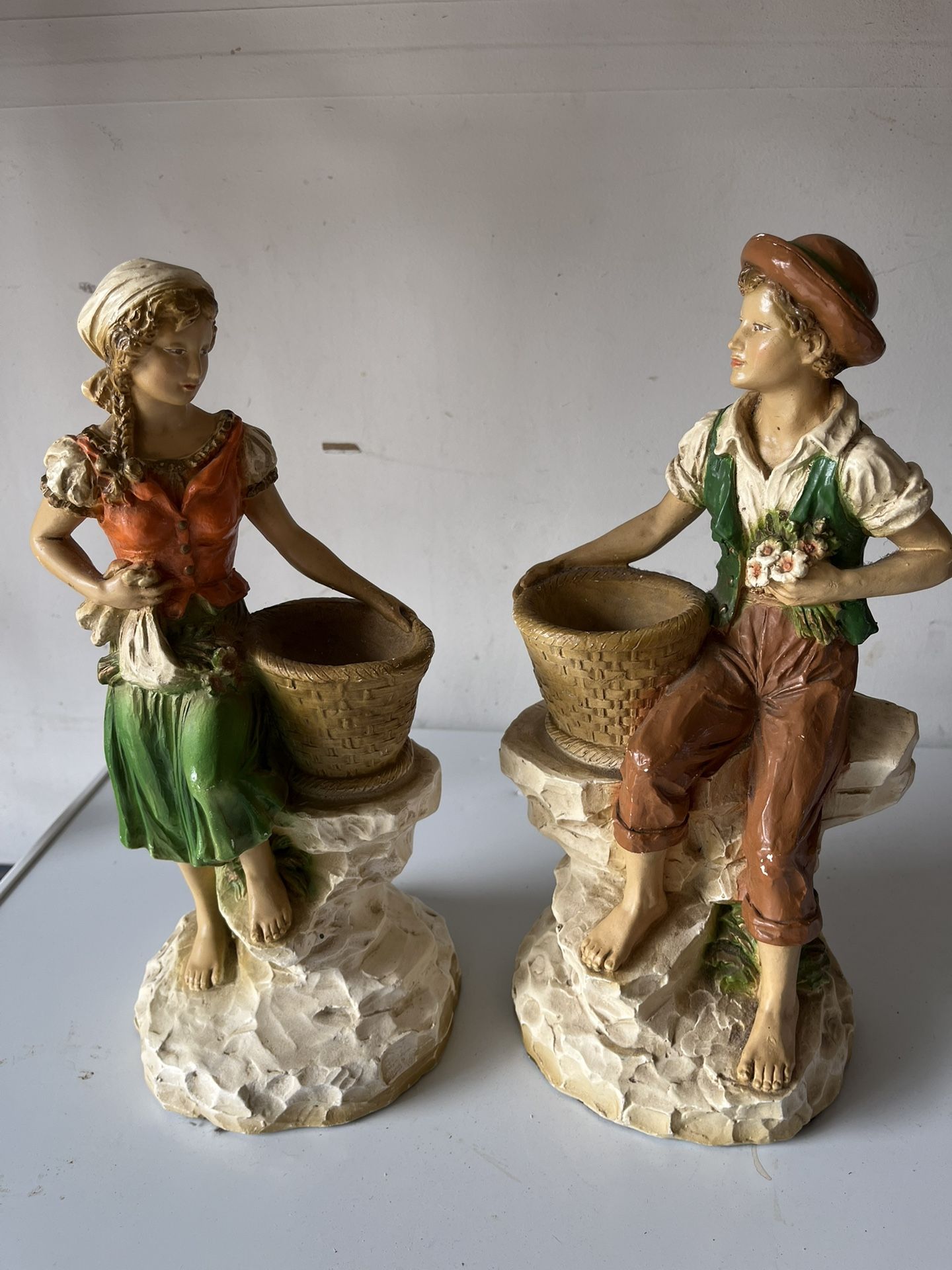 Universal Statuary Corp 1975