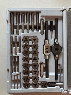Craftsman 39-Piece Metric Tap and Die Set