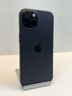 Apple iPhone 15 128gb. ( Unlocked Phone )