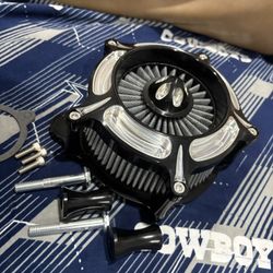 Motorcyle Air Cleaner Air Filter Kit For Harley Softail 2016-2017 Touring, Trike