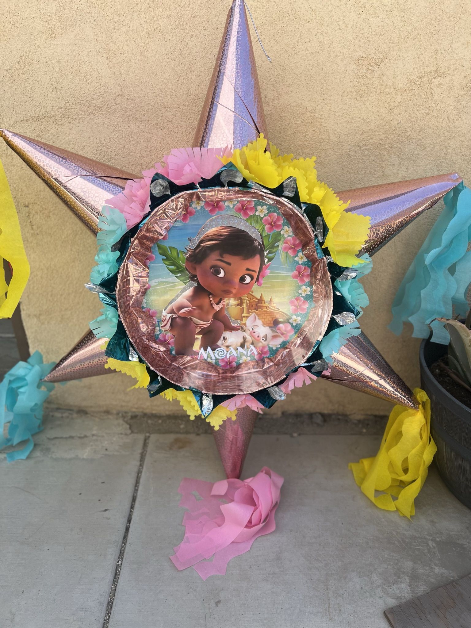 Baby Moana 3D Star Pinata 