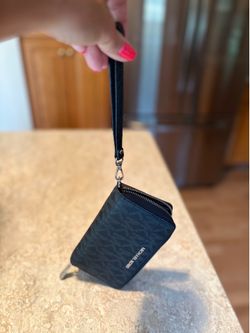 Black wristlet wallet mk