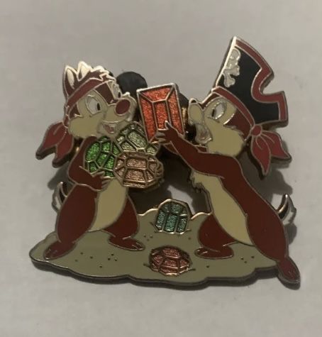 Disney  Pirates of the Caribbean - Booster Collection Chip and Dale Pin