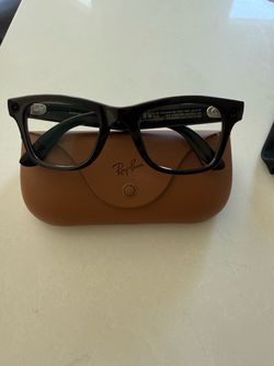 Meta Ray-Ban Wayfarer transition lens