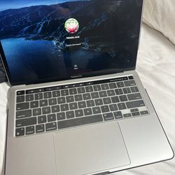 MacBook Pro 2024 