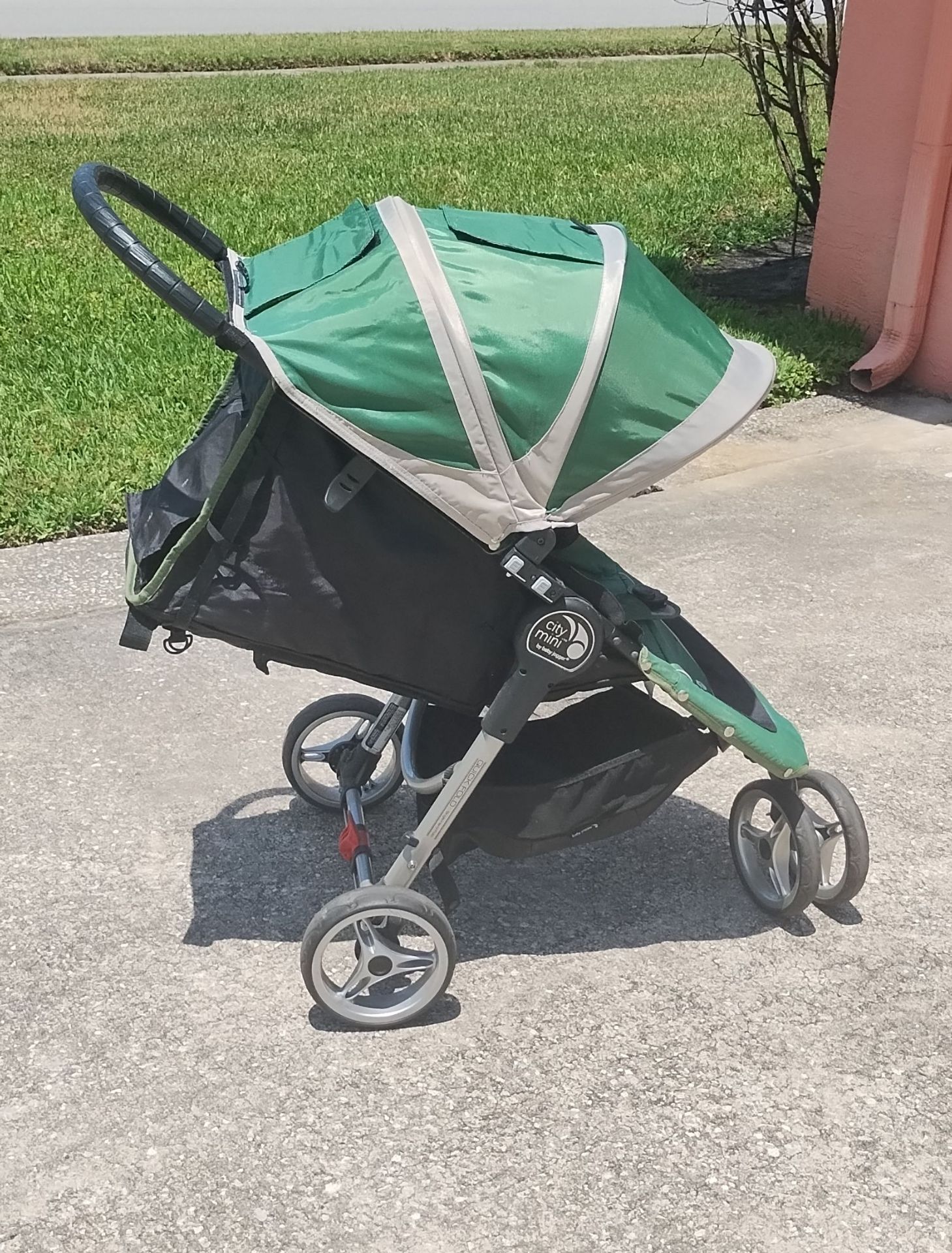 CITY MINI quick fold Jogging Stroller by BABY JOGGER
