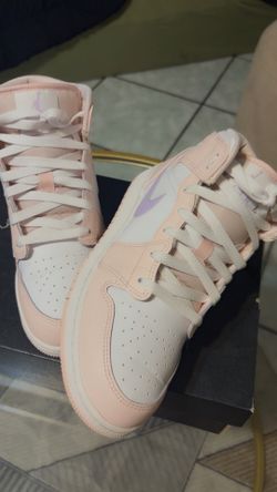 Air Jordan mid 1 “pink wash”