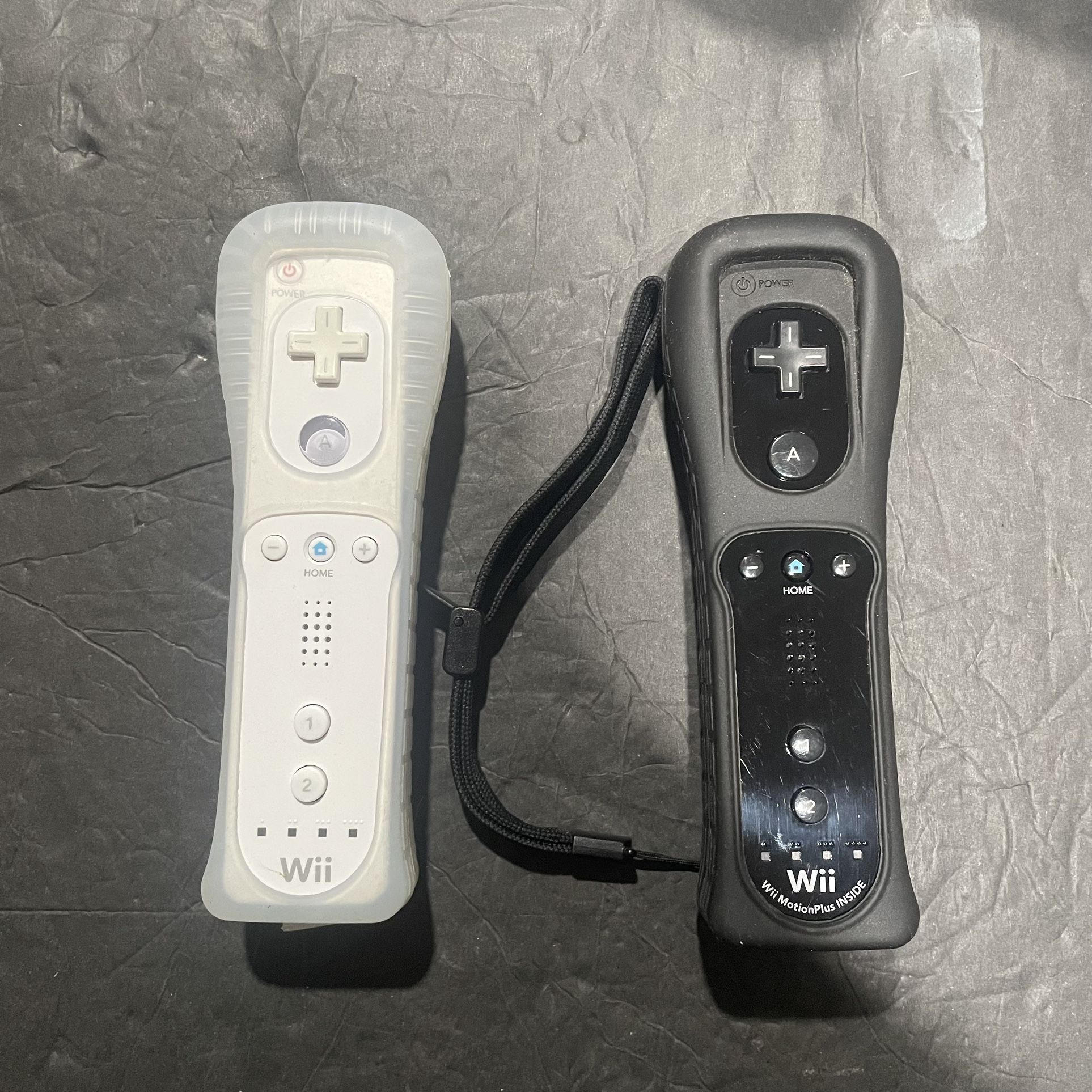 Nintendo Wii Controllers 