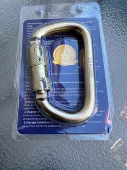 Heavy duty carabiner. 10,000 lbs