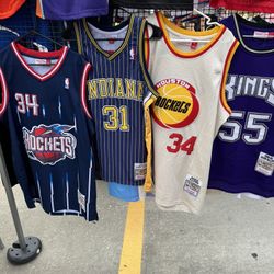 Basketball Jerseys 