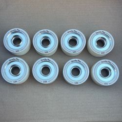 Radar Varsity Plus Wheels (white)