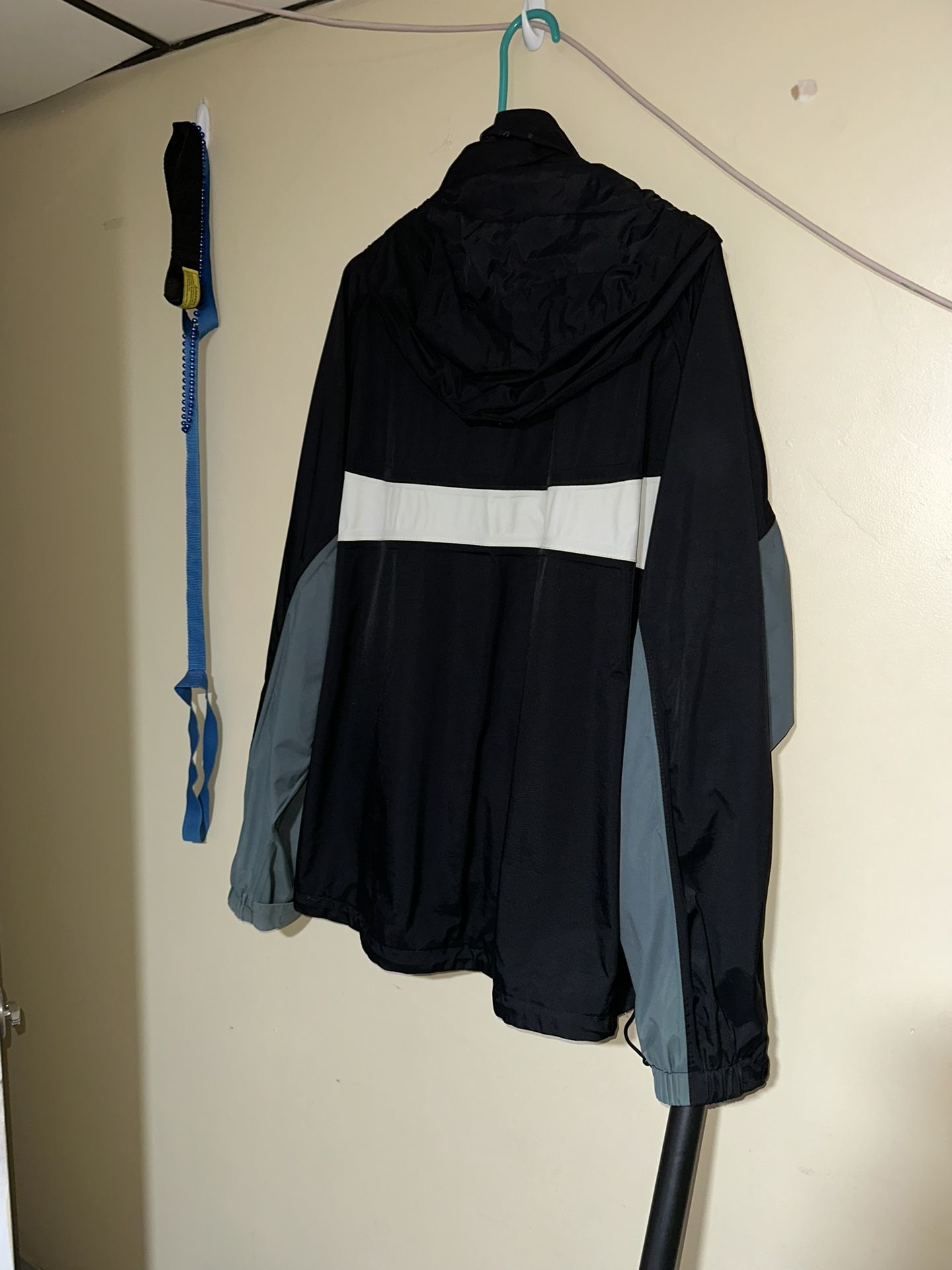 Eddie Bauer Rain Jacket Large
