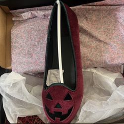 Strangecvlt Jack o’ lantern Women's burgundy with green flats size 8