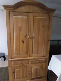 Entertainment / cabinet
