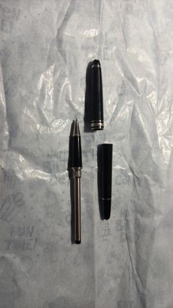 Black Classique Meistertuck Gold Coated 14K Calligraphy Pen.