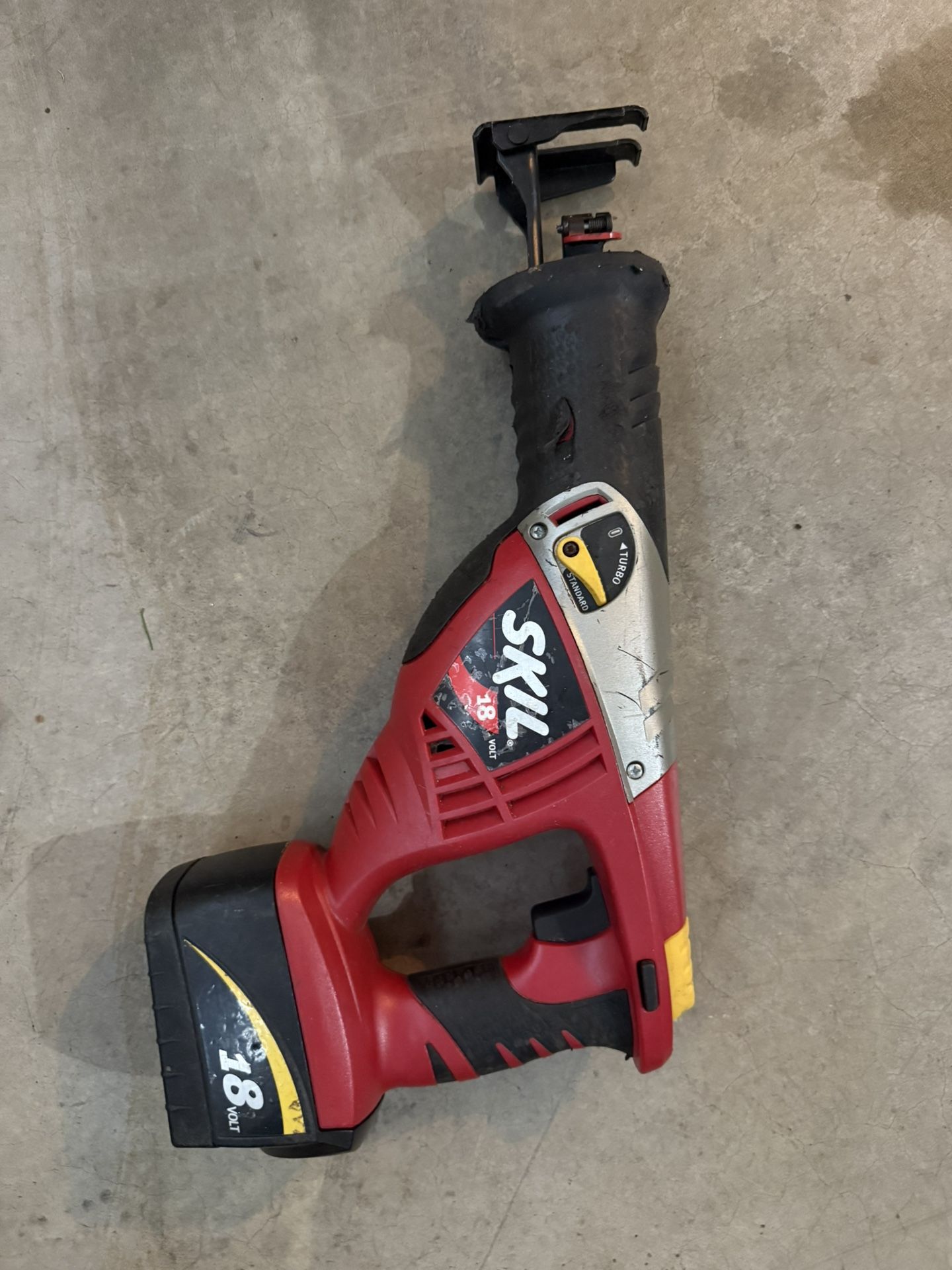 SKIL 18V Cordless Reciprocating Saw – Sold As-Is