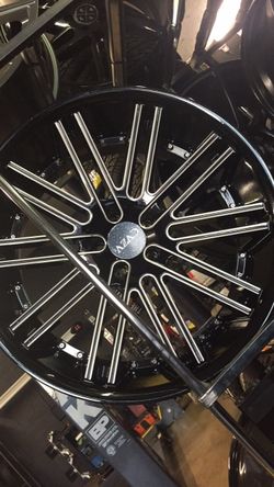 22's WHEELS AND TIRES