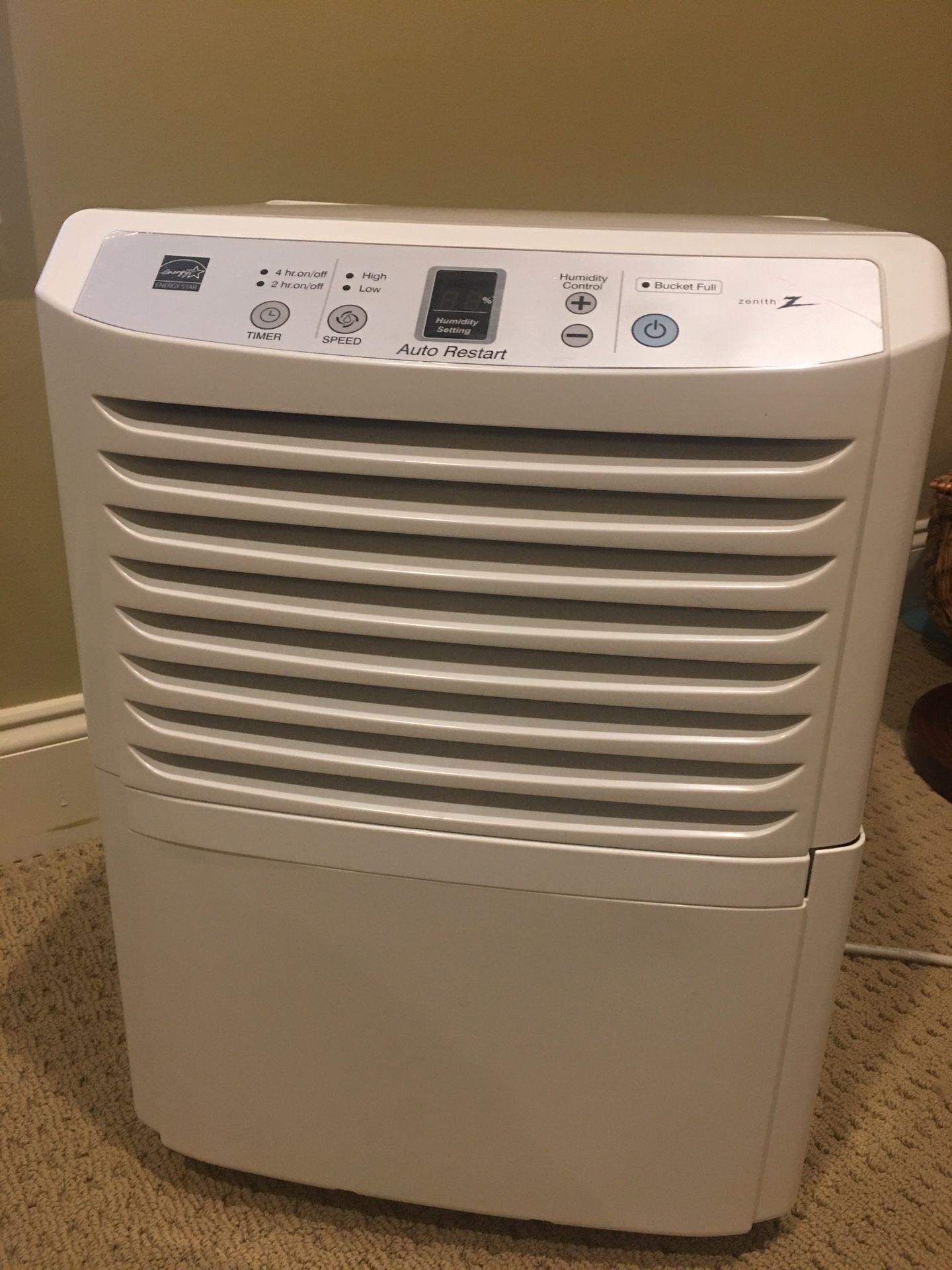 Zenith 30 pint dehumidifier ZD 300