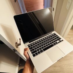 13-inch MacBook Pro (2014) – i7 / 16GB / 512GB – $220