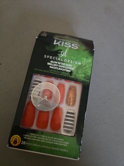 🖤Kiss nails NEW $5🖤