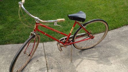 Vintage Schwinn Traveler Bicycle