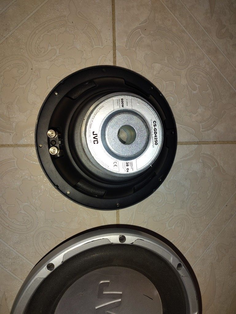 Subwoofers 10"