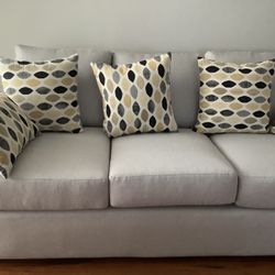 3cushion Sofa With 5pillow & 2cushion Loveseat With 4pillow VPeig To Off  White Color