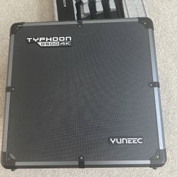 Typhoon Drone Q500 4K