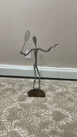 Metal Wire Tennis Player Art Sculpture