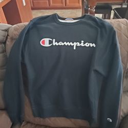 Sweater Size S ( Champion  )