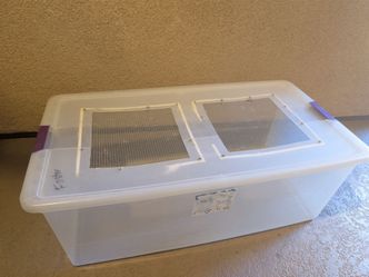Pet mice enclosure