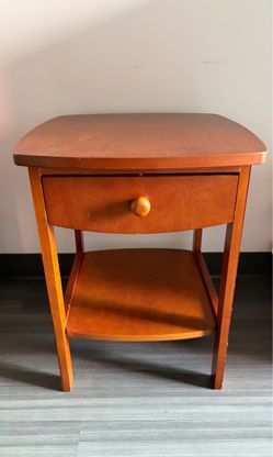 Bed Side Table With Drawer