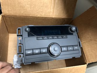 07-11 GMC Sierra stock radio (no cd)