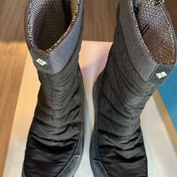 Columbia Women's 11 Boots Meadows Slip-on Omni-Heat Zip Waterproof 3D Mid Calf