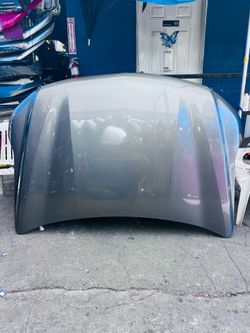Chevrolet tahoe /suburban 2021-2025 hood Oem