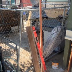 Dog Kennel With side door n Roof